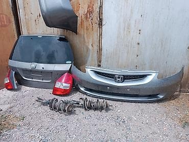 Транспорт: Запчасти для Honda (хэтчбек, поколение середины 2000‑х, вероятно — 6