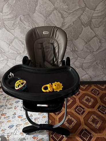 Детский стульчик для кормления Zeknum.

Цена 3000