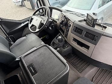 компрессор на вольво: Рефрижераторный грузовик Volvo FL 260 - Холодильная установка Carrier — 7