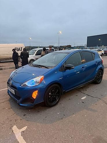 e star: Toyota Aqua: 2017 г., 1.8 л, Гибрид, Хэтчбэк — 3