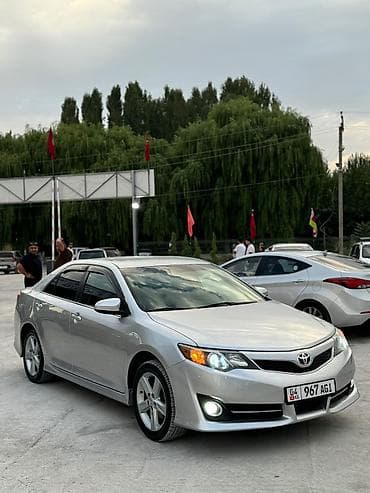 infinity fx35: Toyota Camry: 2013 г., 2.5 л, Автомат, Бензин, Седан — 2