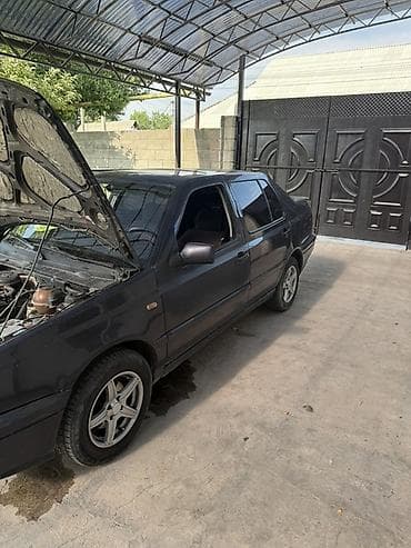 step rf3: Volkswagen Vento: 1995 г., 1.8 л, Механика, Бензин, Седан — 5