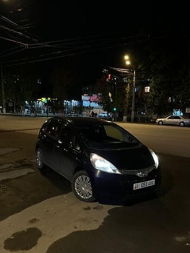 lexus es 300 2003: Honda Fit: 2013 г., Хэтчбэк — 2