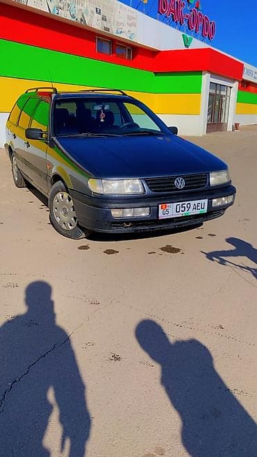 Volkswagen Passat: 1995 г., 1.8 л, Механика, Бензин, Универсал