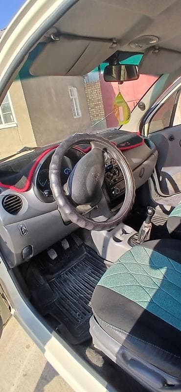 Унаа: Daewoo Matiz: 2010 г., 0.8 л, Кол менен иштөөчү, Бензин, Хетчбек — 5