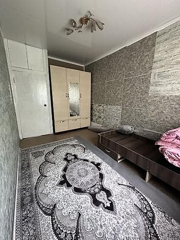 Недвижимость: В двухкомнатной квартире сдаю 1 комнату двум девушкам — чистоплотным — 2