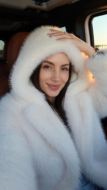 led экраны аренда: Ии фотосессии. создам фото в любом образе и любой локации. пиши скорее — 8