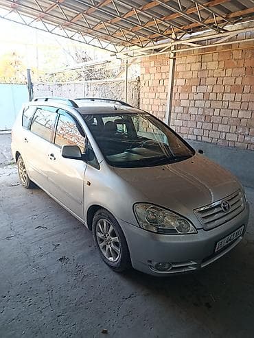 мотор эстима: Toyota Avensis Verso: 2003 г., 2 л, Автомат, Минивэн — 1