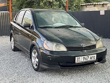 Toyota Echo: 2000 г., 1.5 л, Автомат, Бензин, Седан — 1