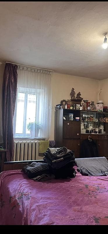 ош рынак: 60 м², 4 комнаты, Забор, огорожен — 4