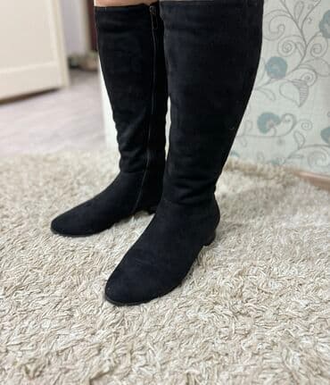 сапоги из натурального меха и кожи: Замша
Состояние идеальное — 2