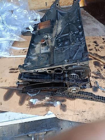 Двигатели, моторы и ГБЦ: Головка блока цилиндров и комплект деталей двигателя (рядная — 5