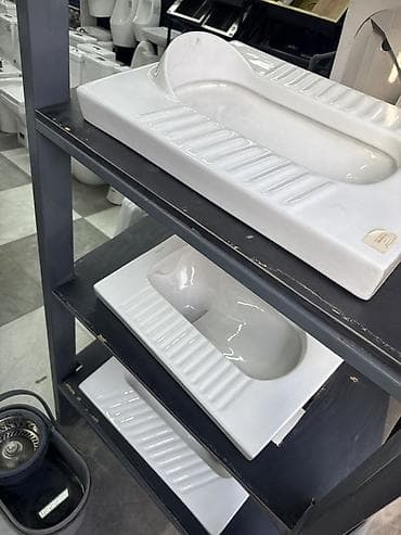 Промышленная химия: Керамический напольный унитаз-турецкий (сквотинг-панель). - Материал — 1