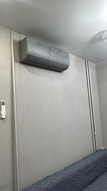 нужна: Колонный кондиционер, Midea, Инверторный — 9