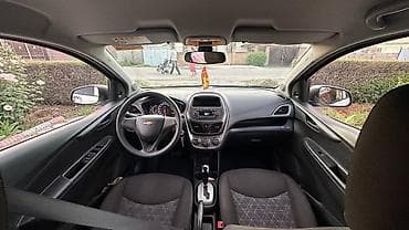 01: Chevrolet Spark: 2018 г., 1 л, Вариатор, Бензин, Хэтчбэк — 7