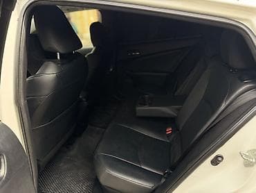 Продажа авто: Toyota Prius: 2016 г., Вариатор, Гибрид, Хэтчбэк — 3