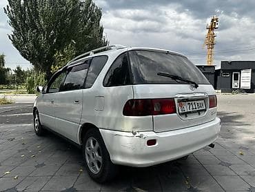 mark2 100: Toyota Ipsum: 2001 г., 2 л, Автомат, Газ, Минивэн — 4