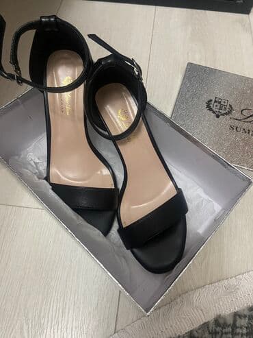 Мокасины и лоферы