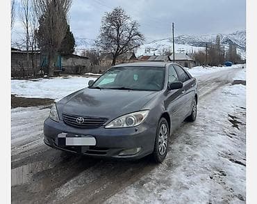Toyota: Toyota Camry: 2002 г. — 2