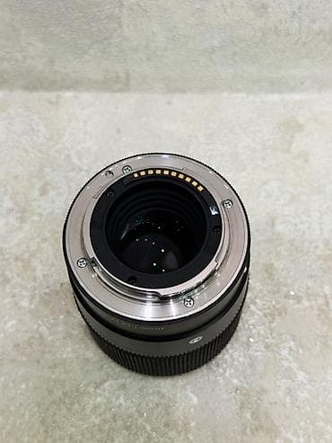 venom comp: Объектив SIGMA 30mm f/1.4 DC DN (ø52) - Фокусное расстояние: 30 мм — 3