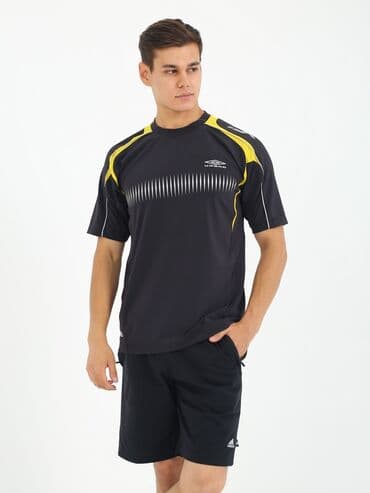 оборудование для нижнего белья: Футболка UMBRO AS045 Материал: Climacool Цена 1200 с. размеры от — 8