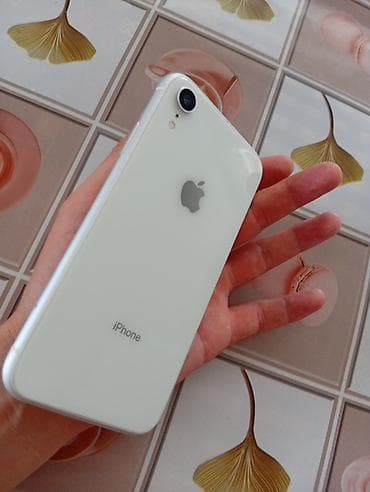 iphone 8 red: IPhone XR, белый Состояние идеальное АКБ 77 Фейс работают - Корпус — 1