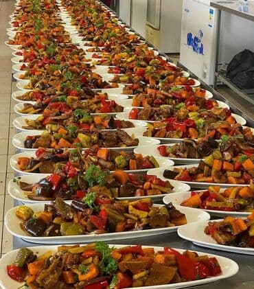 сколько стоит заказать мишку на день рождения: Выездные банкеты | Повара | Фуршетный стол — 16