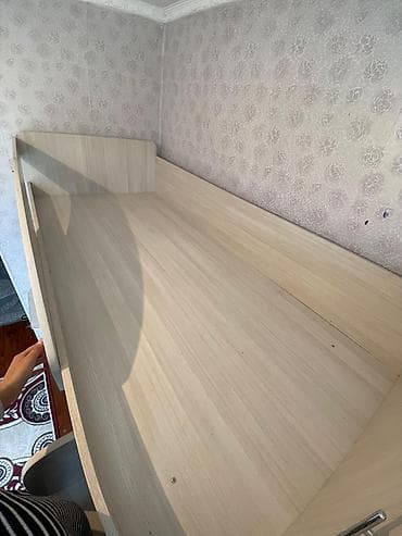 двухъярусная кровать со шкафом и столом: Двухъярусная детская кровать, ЛДСП, цвет - Бежевый — 3