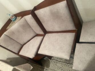 кухонный уголок табылга: Продаем ❗ Кухонный уголок стол и три табуретки ! -8000сом Стол — 3