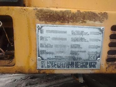 9: Экскаватор, Liebherr, 2004 г., Гусеничный — 3