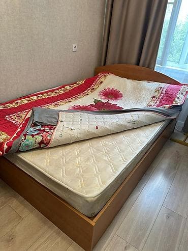 Двуспальная кровать, С матрасом, длина - 200 см at lalafo.kg Двуспальная кровать, С матрасом, длина - 200 см