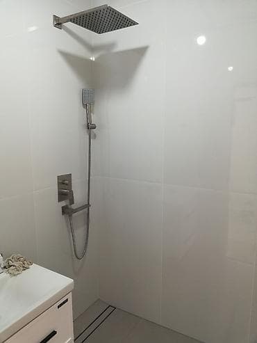 плита для пола: Подготовка стен для укладки, Подготовка стен для грунтовки, Резка плитки | Керамическая плитка, Керамогранитая плитка, Мозаичная плитка | Вертикальная укладка, Диагональная укладка, Горизонтальная укладка Больше 6 лет опыта — 5