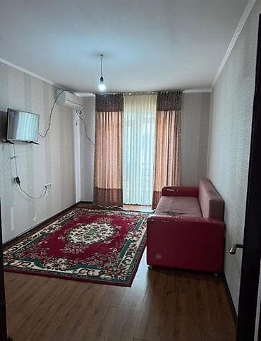 трёхкомнатная квартира: 2 комнаты, С мебелью полностью — 1