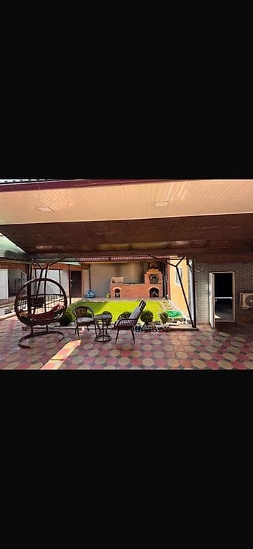 Недвижимость: Продаются Просторный частный дом с благоустроенным двором и большими — 3