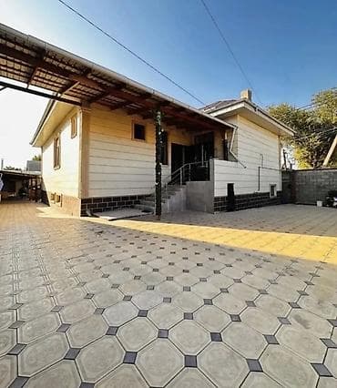 Үйлөрдү сатуу: ✨ 2 дома на угловом участке — идеальны под бизнес! ✨🏡 . 🔥 Отличная — 10