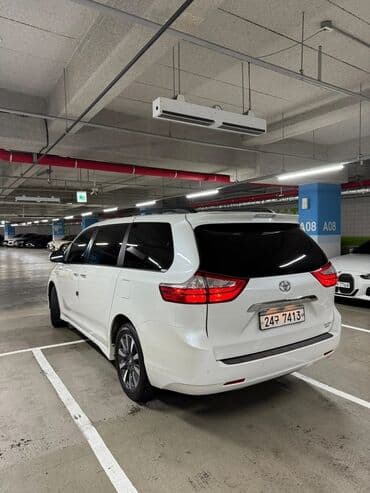 Продажа авто: Toyota Sienna: 2018 г., 3.5 л, Автомат, Бензин, Минивэн — 1