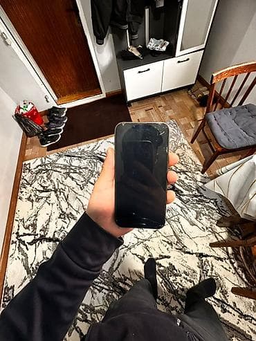 IPhone 13, Зеленый