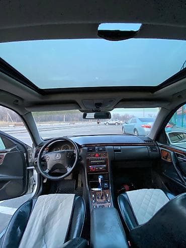 Продажа авто: Mercedes-Benz E-Class: 2001 г., 3.2 л, Автомат, Бензин, Седан — 5