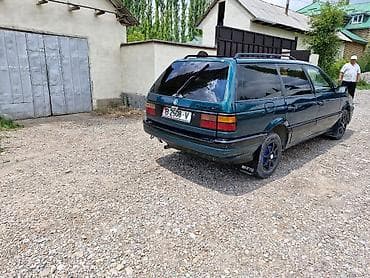 Унаа: Volkswagen Passat: 1994 г., 1.8 л, Кол менен иштөөчү, Бензин, Универсал — 2