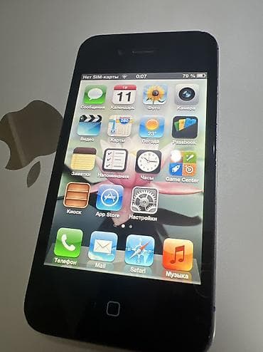 IPhone 4S, Б/у, 16 ГБ, Черный, Кабель
