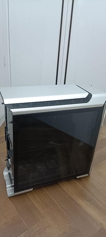 Материнские платы: Корпус ПК, Б/у, Cooler Master, цвет - Серый — 1