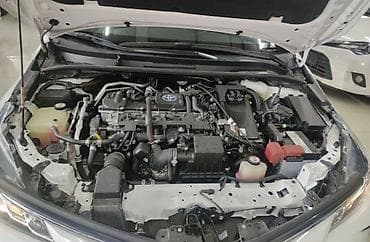 mini kuper: Toyota Corolla: 2019 г., 1.8 л, Автомат, Гибрид, Седан — 10