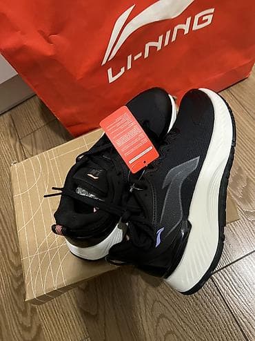 лининг кросовка: Кроссовки Li-Ning (бег/фитнес/повседневные) Оригинал, размер 39, Цена — 1