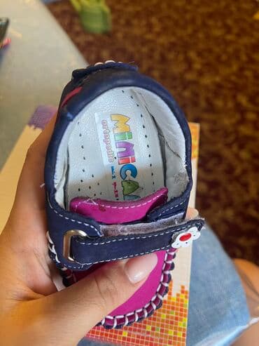 ортопедическая обувь детская: Продаю новые кожаные ортопедические ботиночки на девочку. Размер 20. С — 5