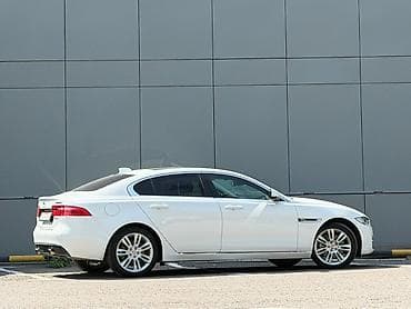 ягуар 2013: Jaguar XE: 2019 г., 2.5 л, Автомат, Бензин, Седан — 2