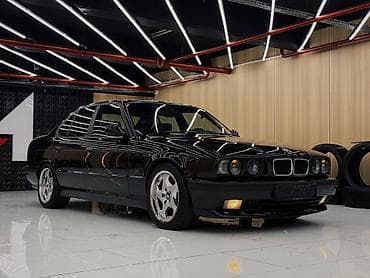 новые машины бишкек: BMW 5 series: 1993 г., 4.4 л, Механика, Бензин, Седан — 2