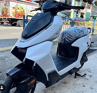 Электроскутер AEA4 (белый) ZEEHO AE4 - 2025 ⚡ Мотор түрү: Хаб-мотор