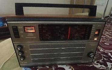 Другая аудиотехника: Портативный радиоприёмник Selena (Radioreceiver SELENA), сделано в — 1