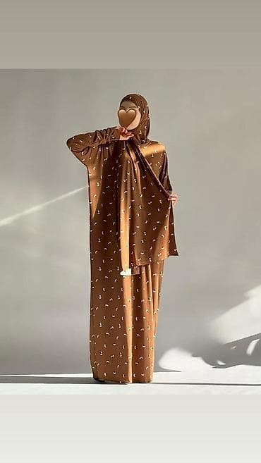 Одежда для дома и сна: Повседневное платье, Made in KG, Осень-весна, Длинная модель, Трикотаж, Оверсайз, XL — 1