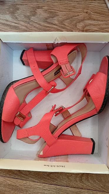 foot patch: Женские сандалии/босоножки на устойчивом каблуке. - Цвет: яркий — 4